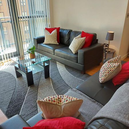 City 2 Bed, 2 Bath, Free Parking & Wifi Sheffield Kültér fotó