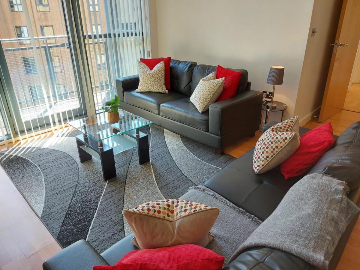 City 2 Bed, 2 Bath, Free Parking & Wifi Sheffield Kültér fotó