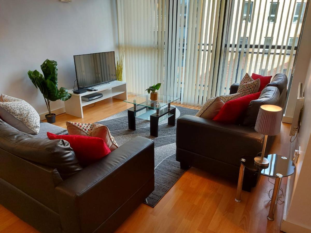 City 2 Bed, 2 Bath, Free Parking & Wifi Sheffield Kültér fotó