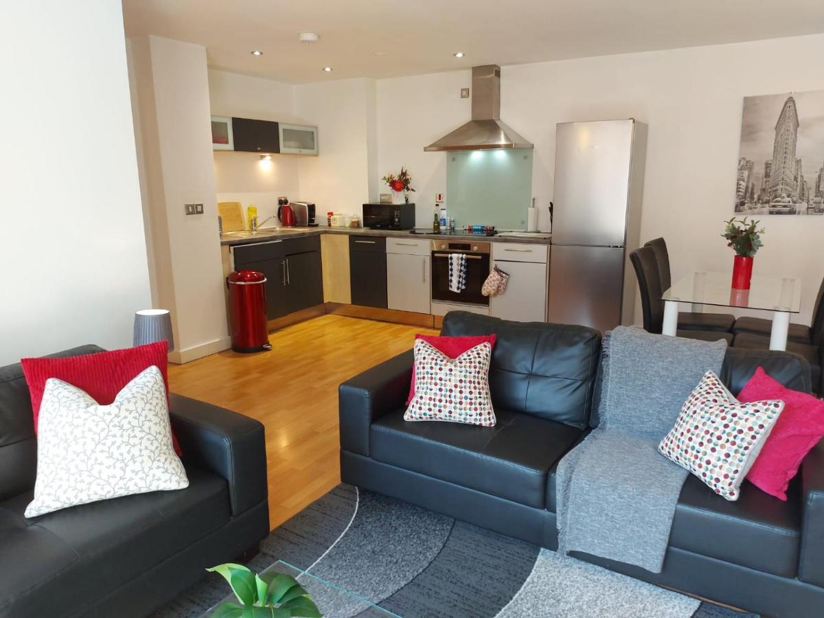 City 2 Bed, 2 Bath, Free Parking & Wifi Sheffield Kültér fotó